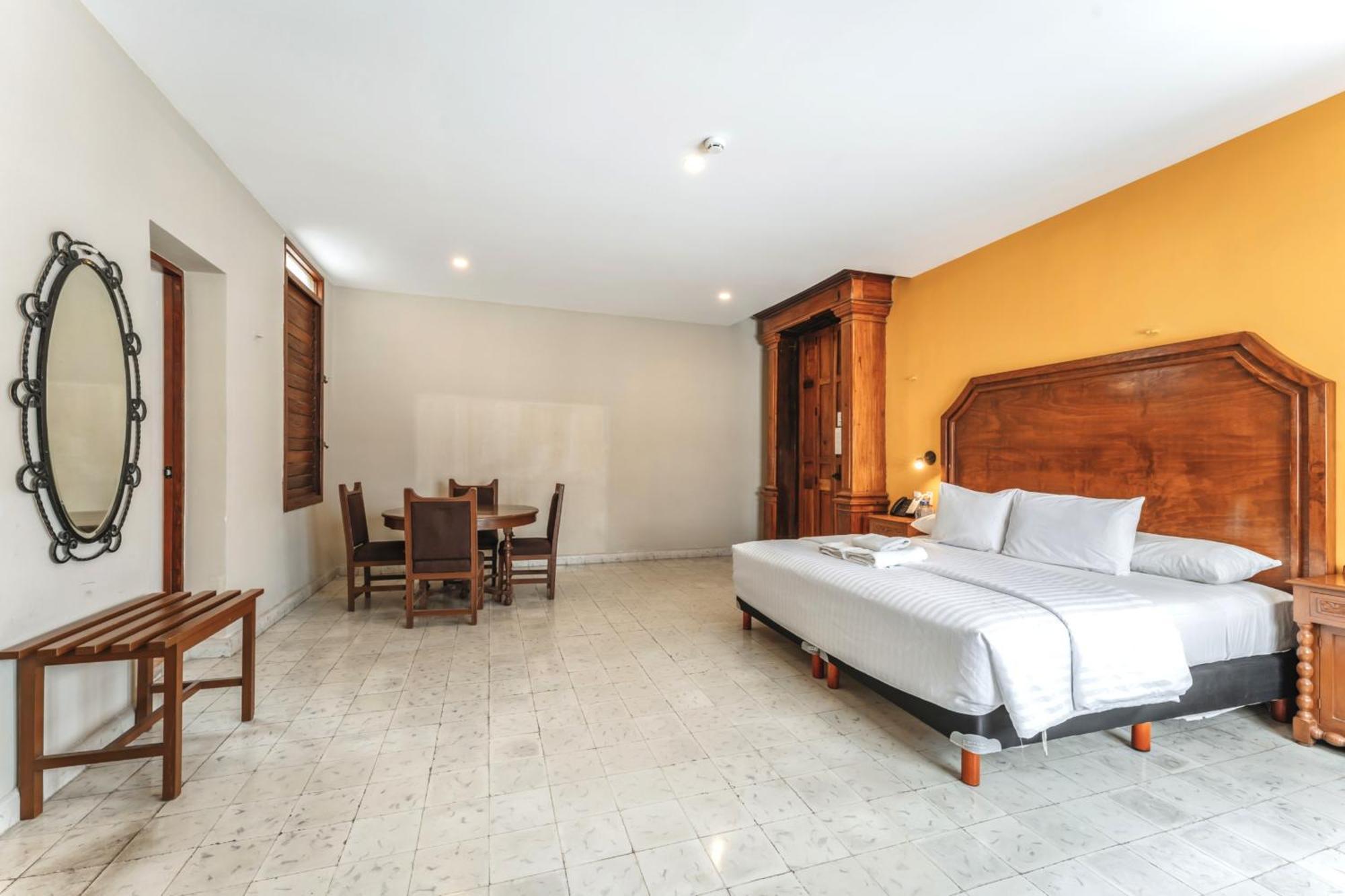 Real Toledo By Kavia Hotel 3*