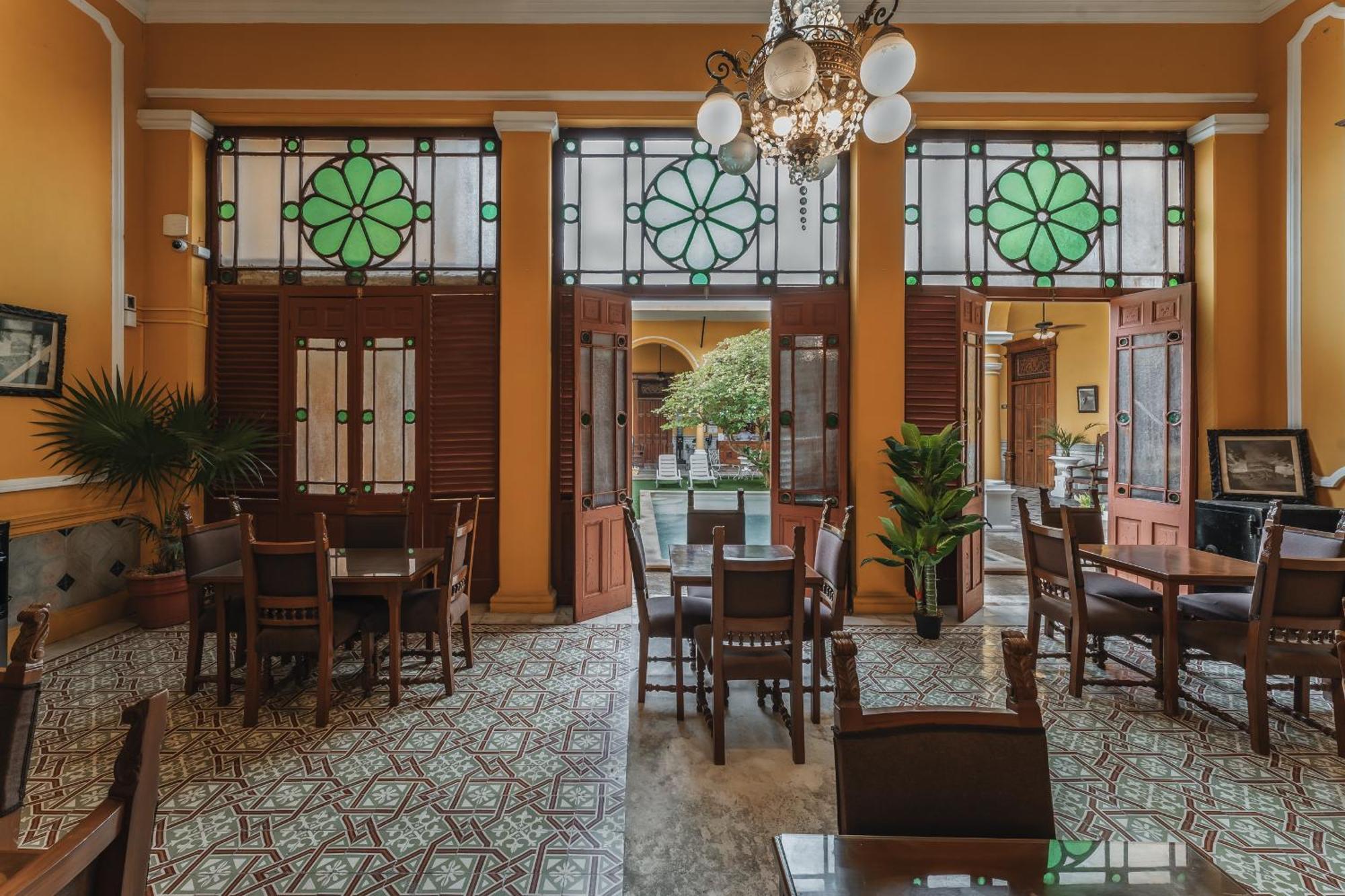 Hotel Real Toledo By Kavia 3*